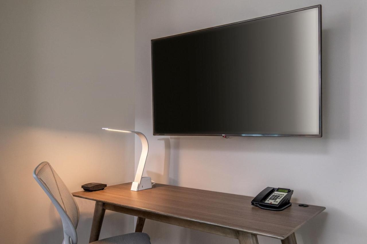 Element Hampton Peninsula Town Center Ξενοδοχείο Εξωτερικό φωτογραφία