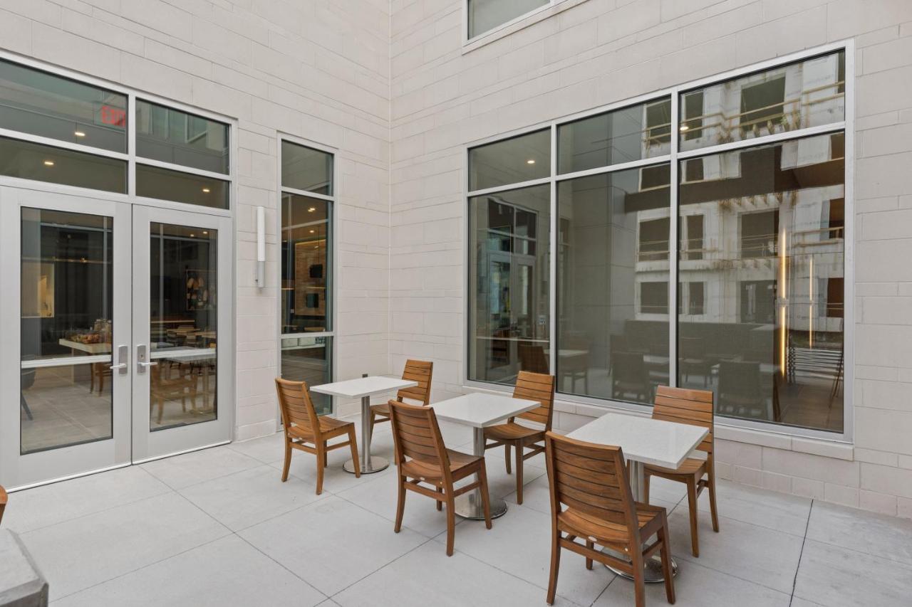 Element Hampton Peninsula Town Center Ξενοδοχείο Εξωτερικό φωτογραφία